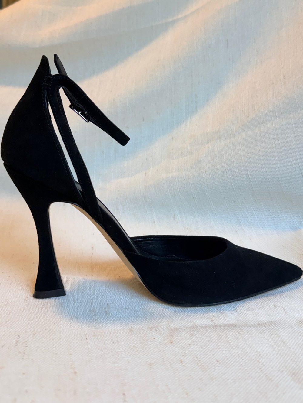 Marc Fisher LTD Black Suede Pointed Toe Ankle Strap Pumps Heels 7.5